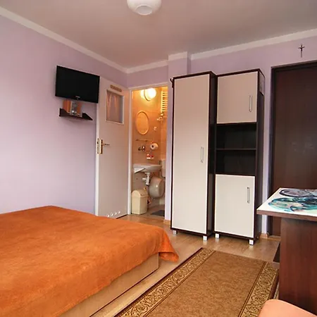 Pokoje U Tomasza Rowy (Pomerania)